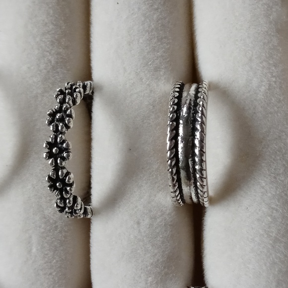 Silver Y2K Ring Bundle - Picture 6 of 6